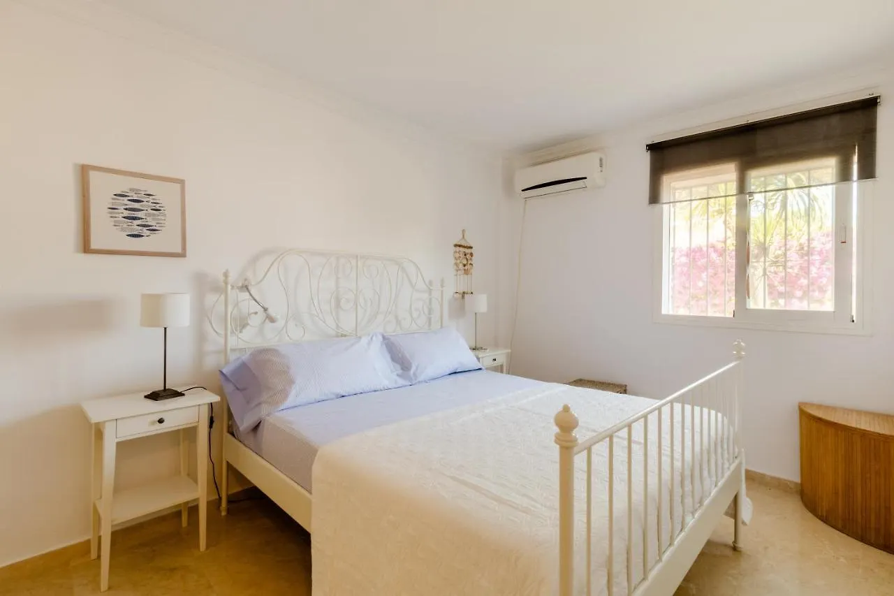Apartamento Confortable Urbanizacion El Paraiso Estepona Apartment