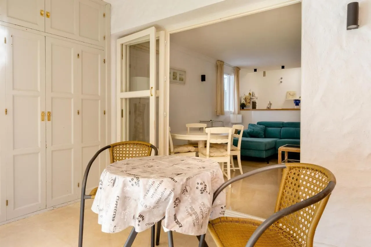 Apartamento Confortable Urbanizacion El Paraiso 에스테포나