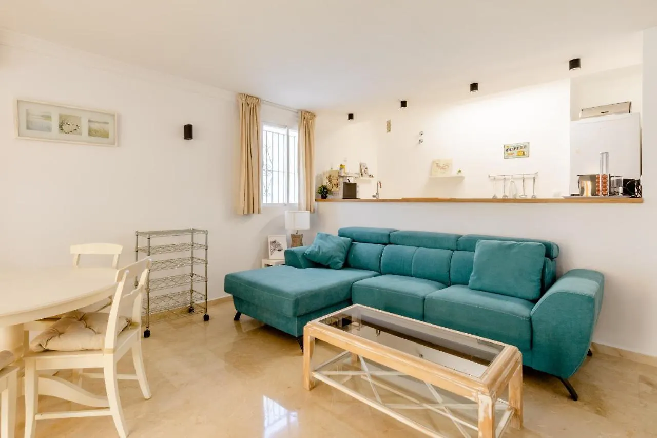 Apartment Apartamento Confortable Urbanizacion El Paraiso Estepona