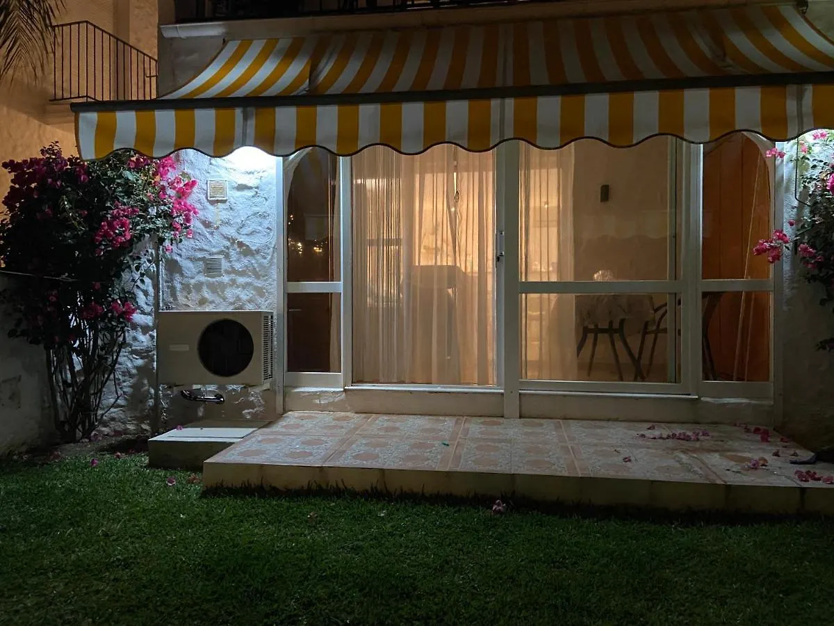 Apartamento Confortable Urbanizacion El Paraiso إِستيبونا إسبانيا