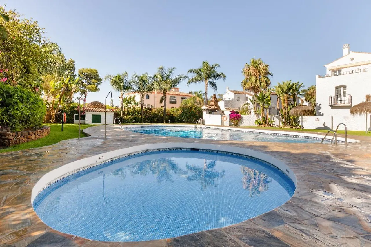 Apartamento Confortable Urbanización El Paraiso Estepona España